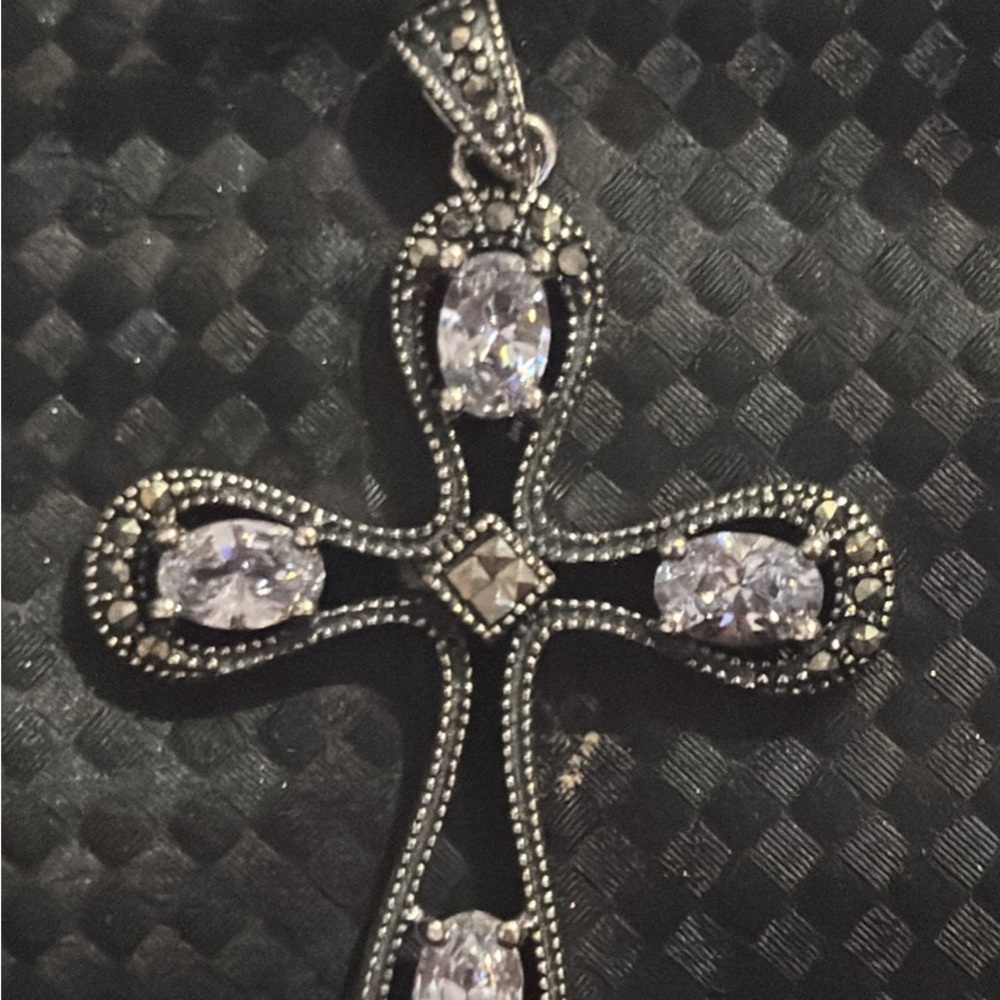 Elegant Silver moissanite Cross Pendant Necklace